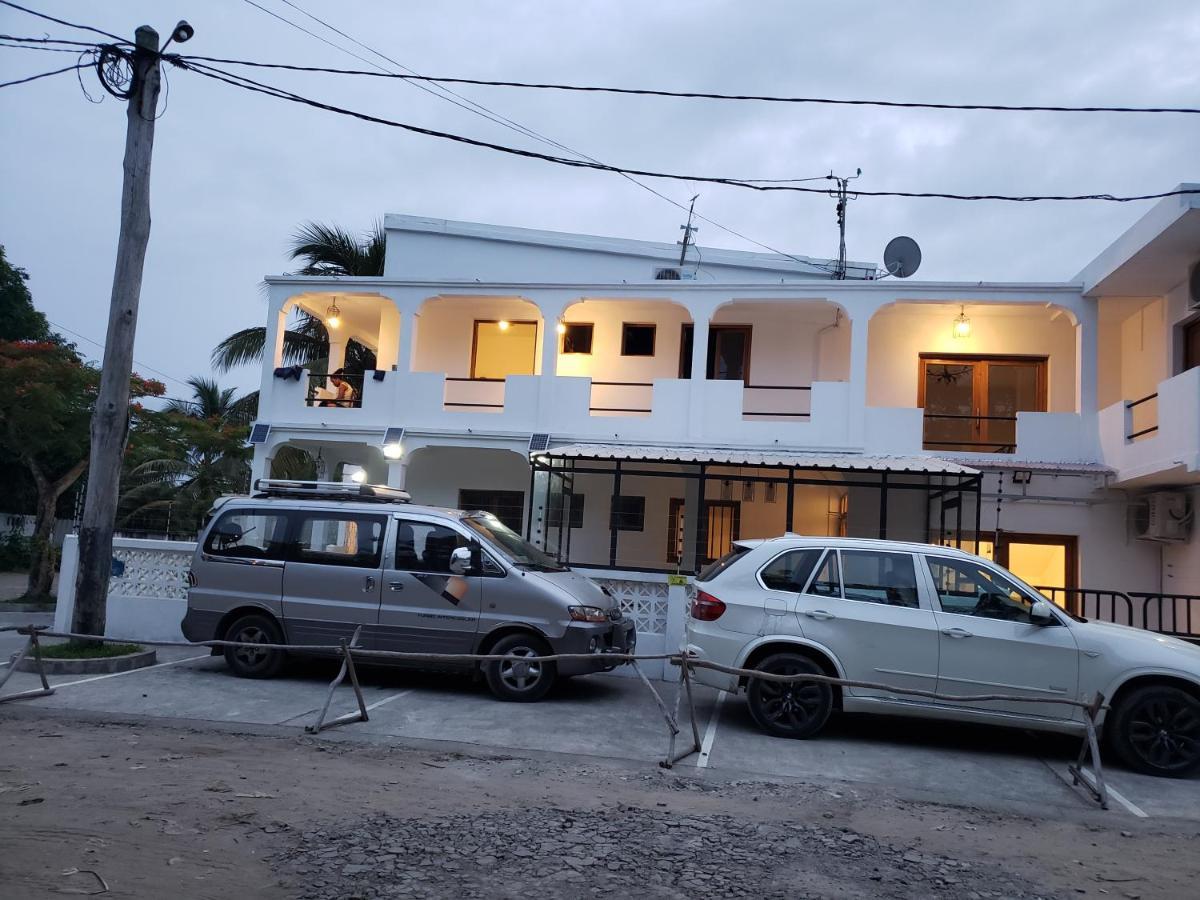 Satrana Hotel Tamatave Туамасина Экстерьер фото